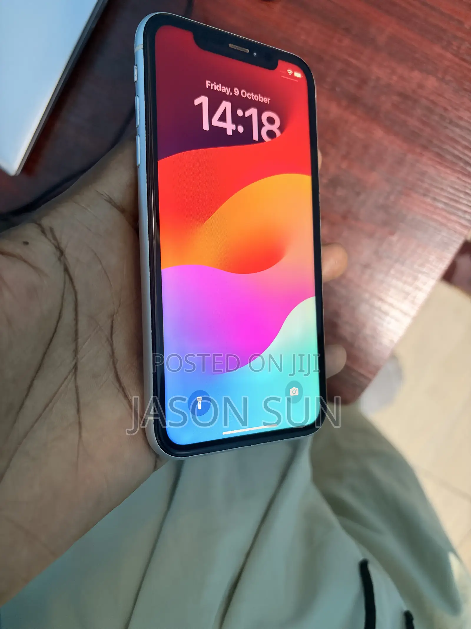 Apple iPhone XR 64 GB White