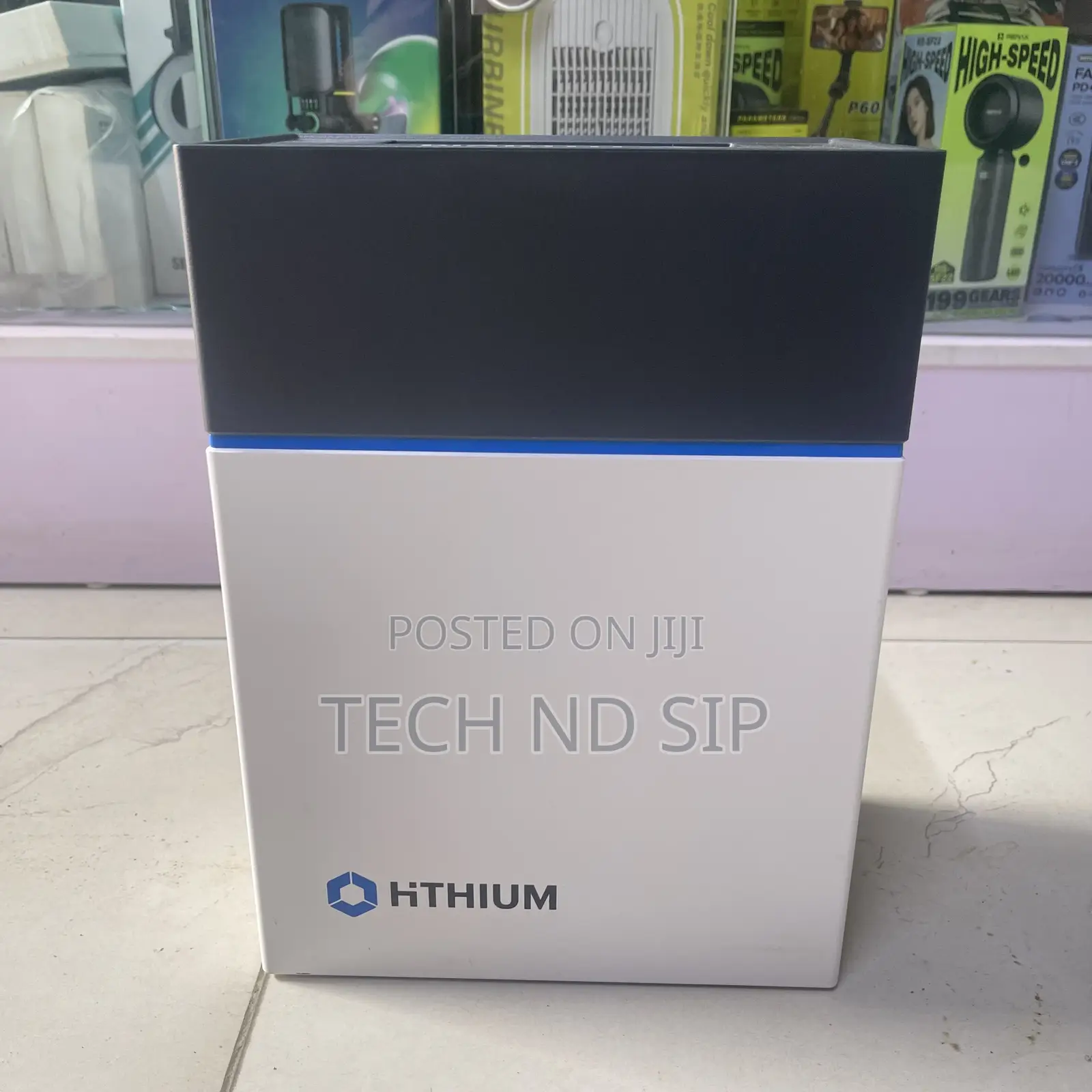 HiTHium HeroEE 1 200w/1kwh Portable Power Station