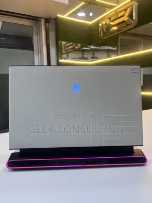 Laptop Alienware M15 R4 16GB Intel Core i7 SSD 512GB