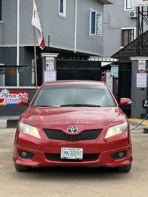 Toyota Camry SE V6 4dr Sedan (3.5L 6cyl 6AM) 2010 Red
