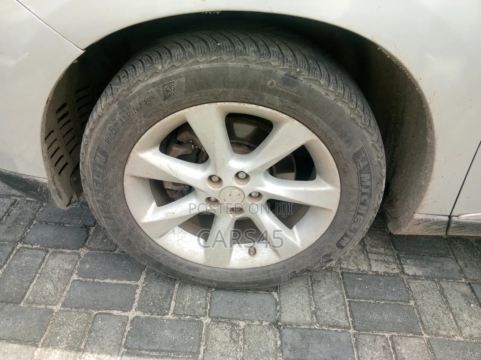 Lexus RX 2011 Silver