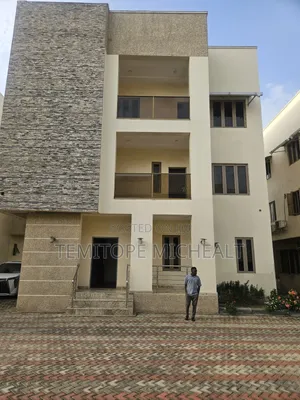 5bdrm Duplex in Asokoro District for rent