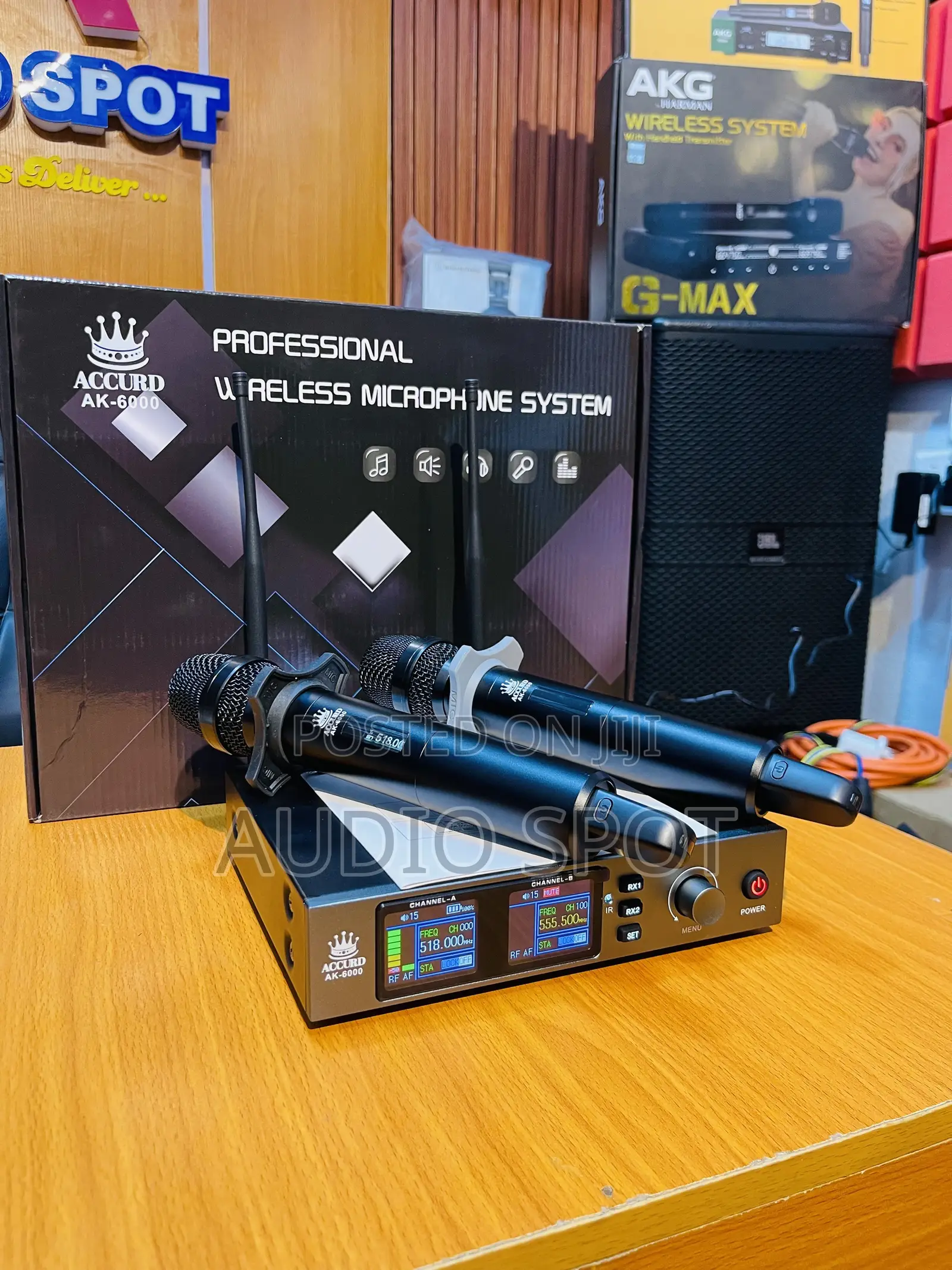 Accurd Ak-6000 Professional Dual Handheld Digital Wireless Microphone