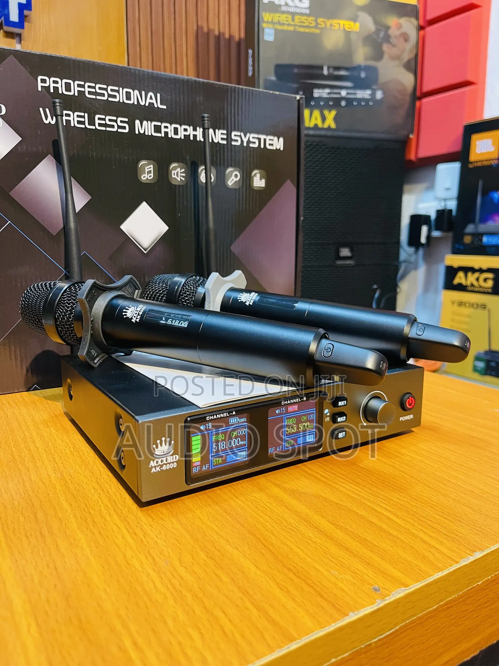 Accurd Ak-6000 Professional Dual Handheld Digital Wireless Microphone