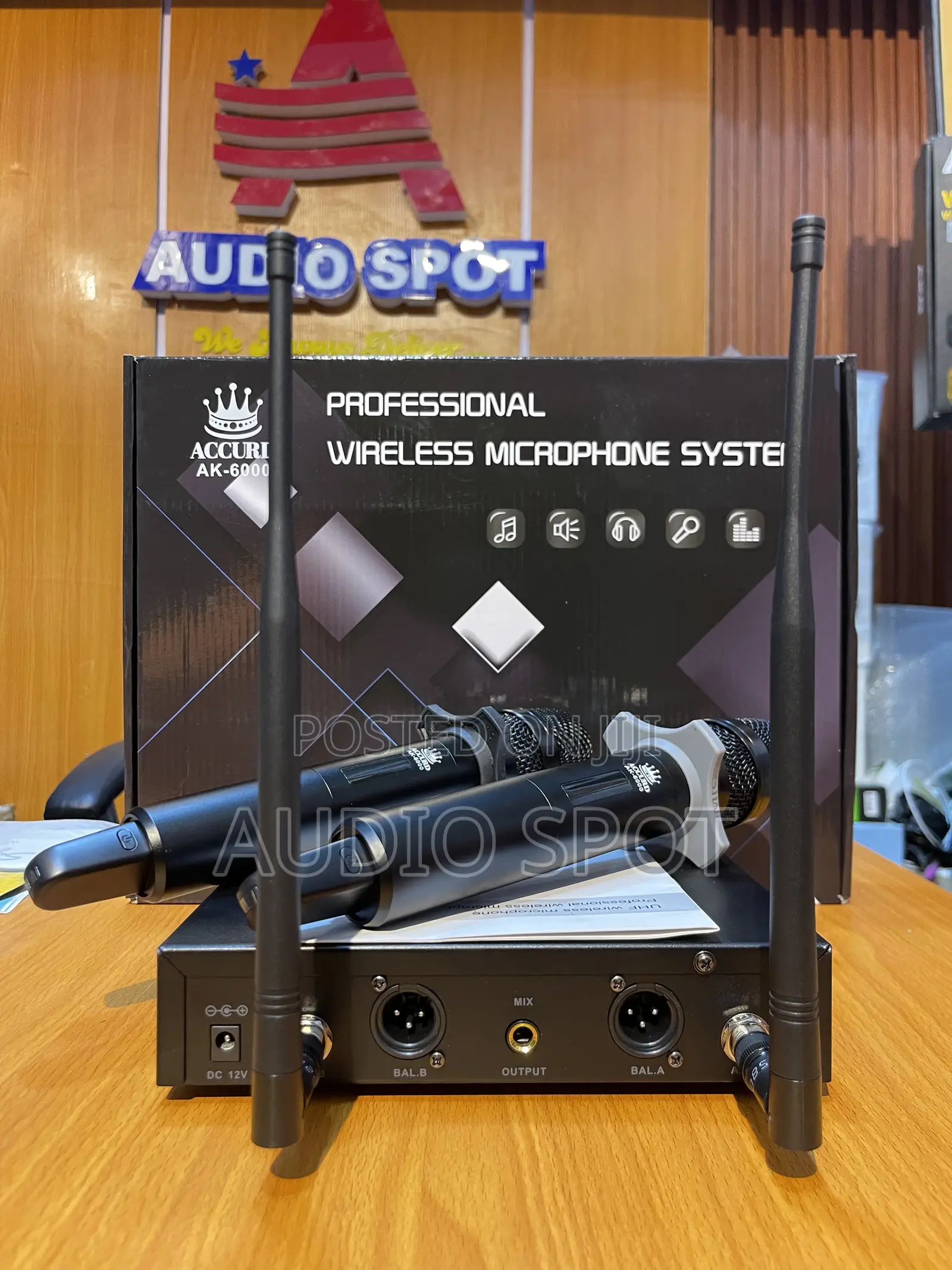 Accurd Ak-6000 Professional Dual Handheld Digital Wireless Microphone