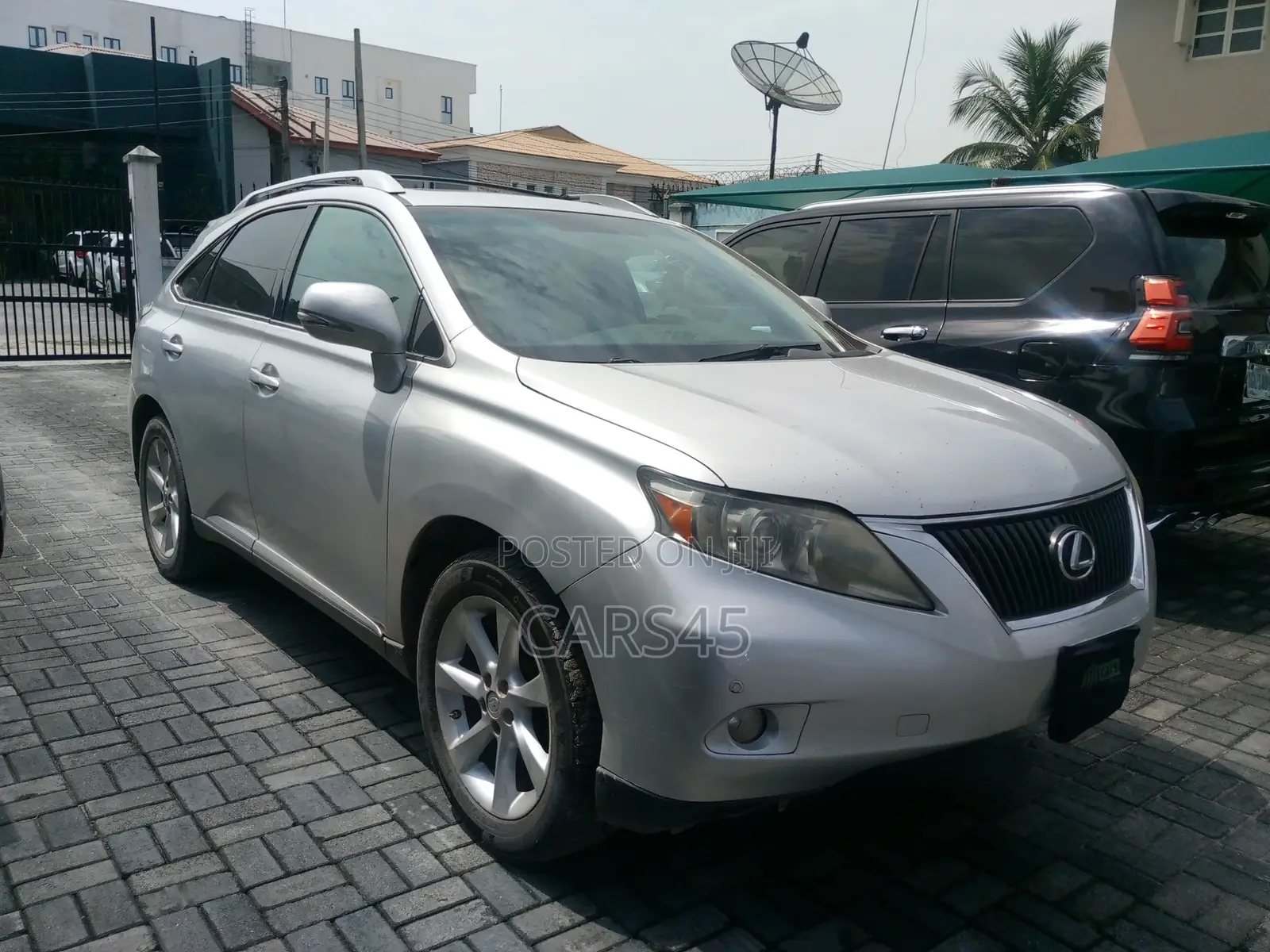 Lexus RX 2011 Silver