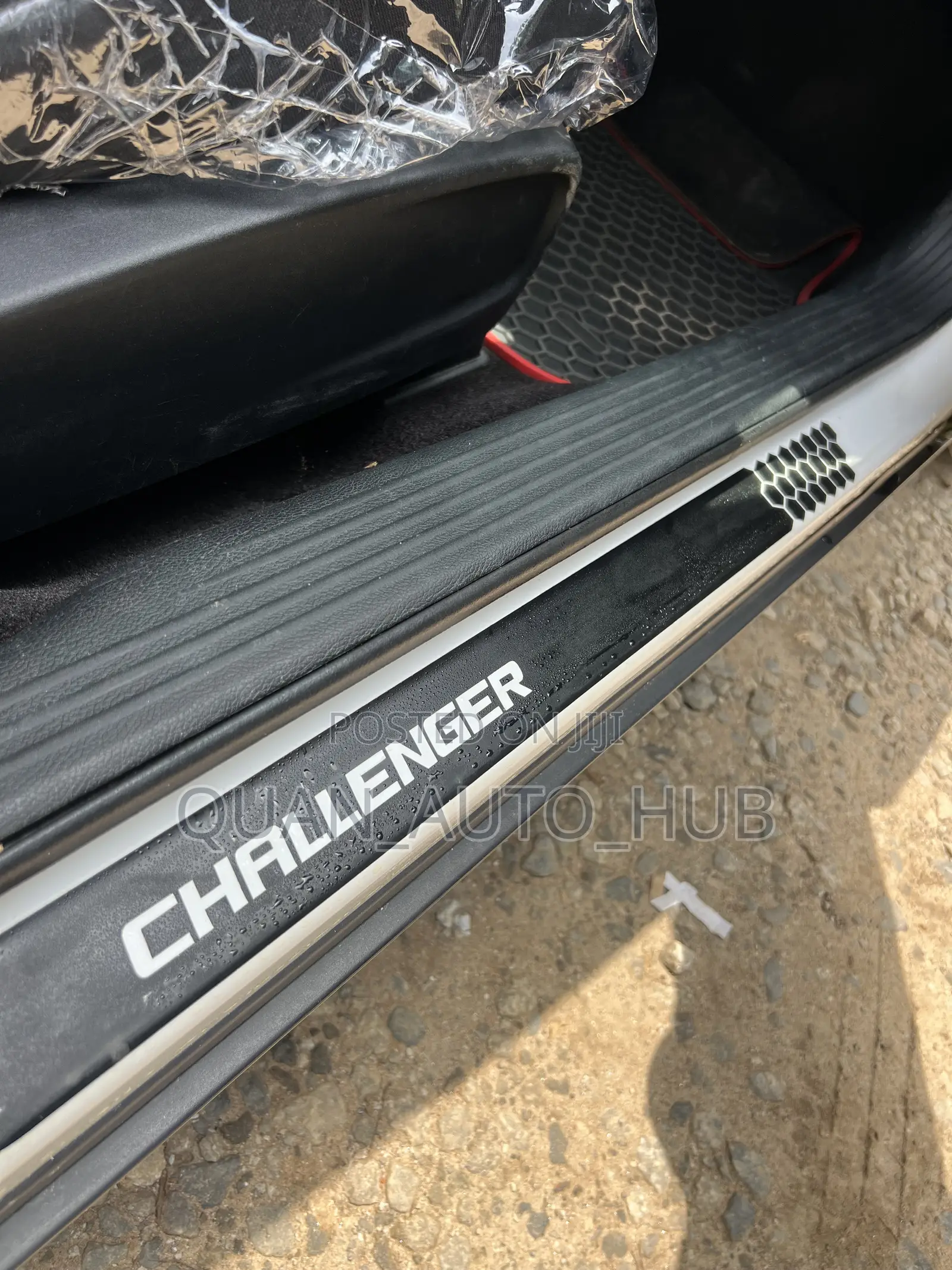 Dodge Challenger 2018 White