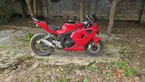 Hyosung GT250R 2012 Red