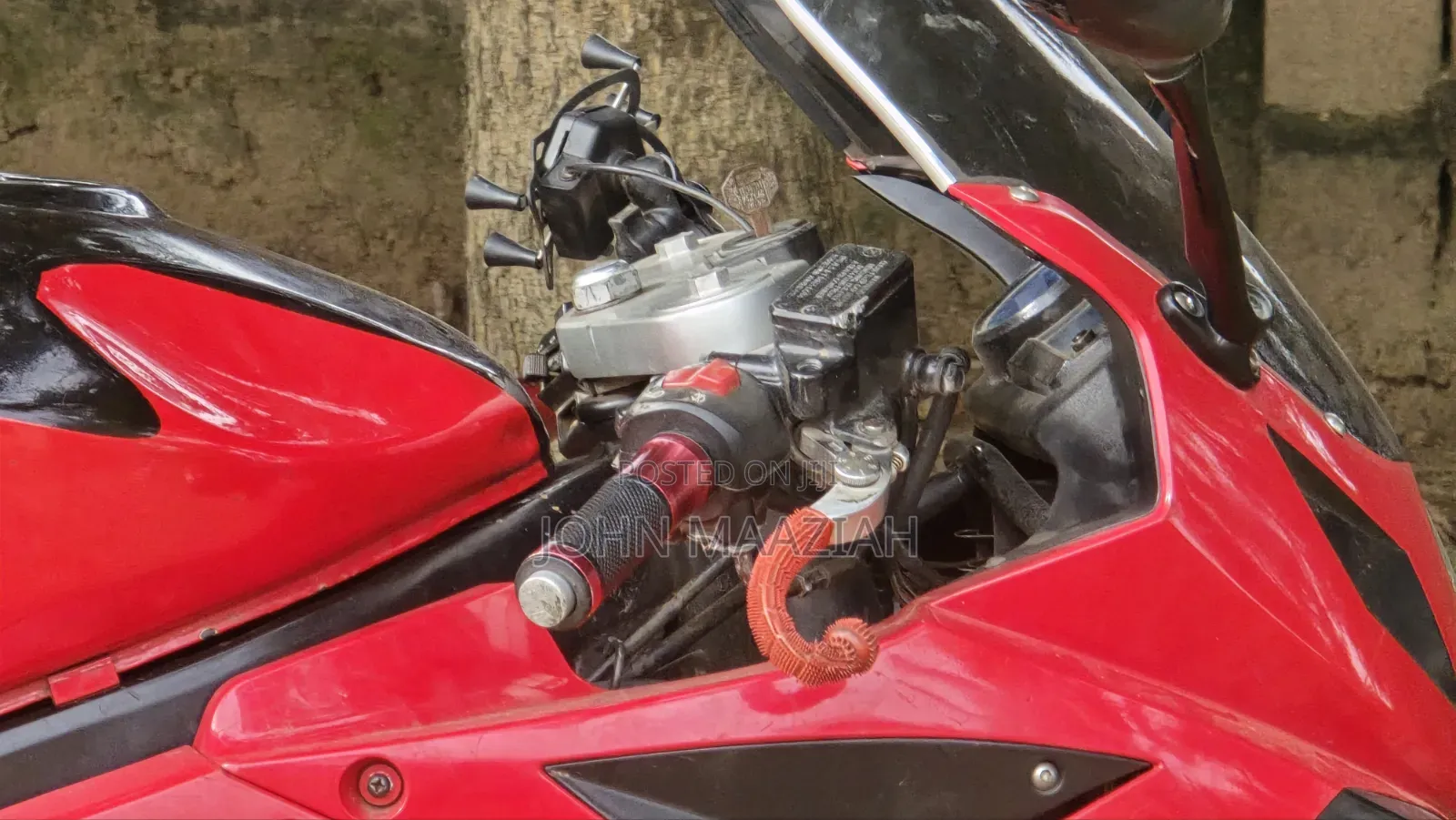 Hyosung GT250R 2012 Red