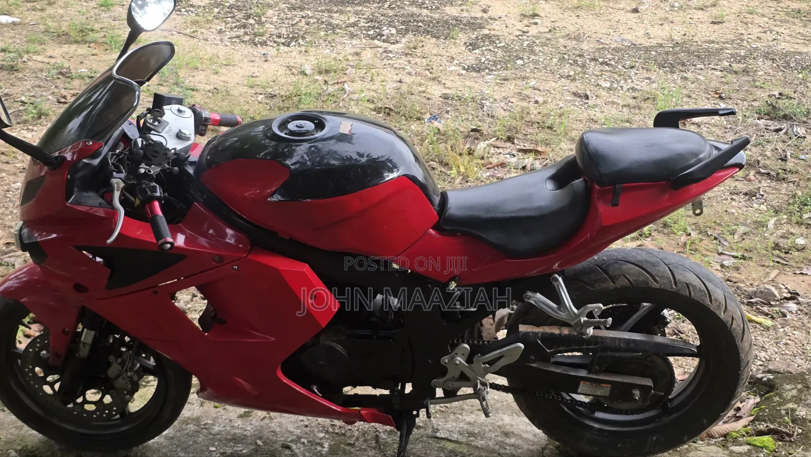 Hyosung GT250R 2012 Red