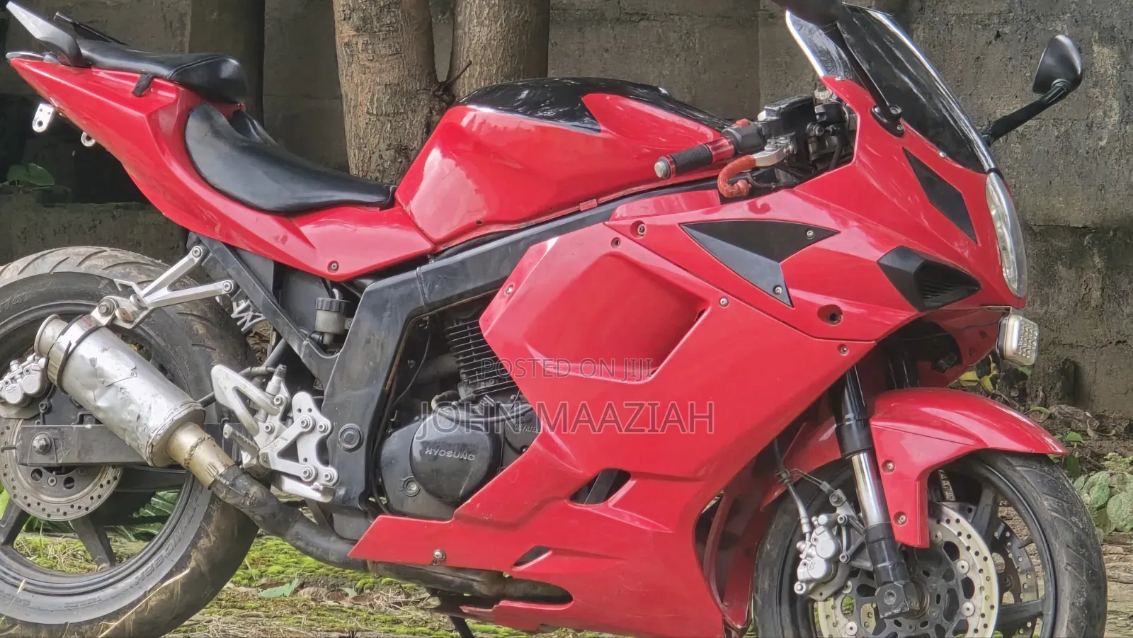 Hyosung GT250R 2012 Red
