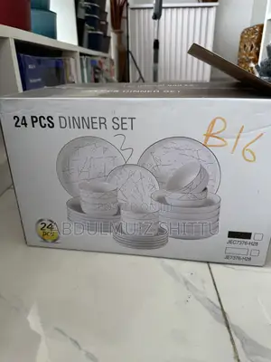 24 Pieces of Dinner Set