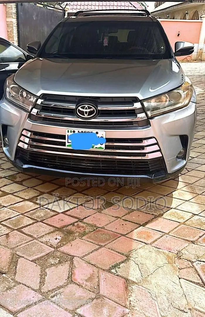 Toyota Highlander 2016 Silver