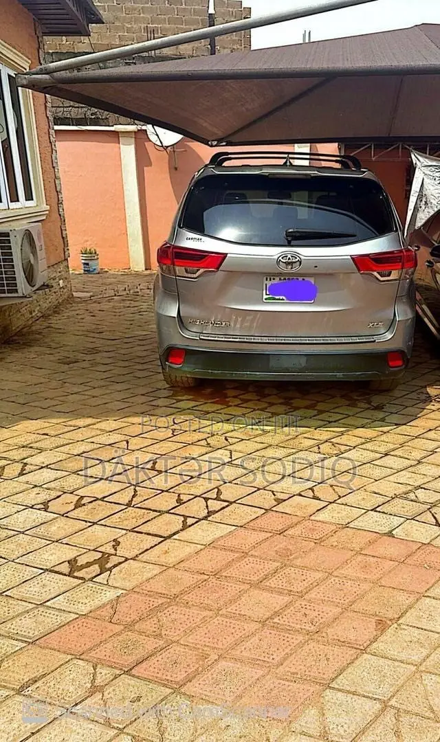 Toyota Highlander 2016 Silver