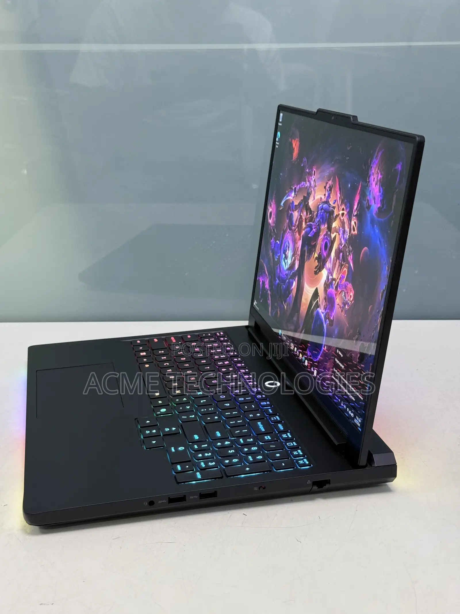 Laptop Lenovo Legion Pro 7 32GB Intel Core Ultra 9 SSD 2T