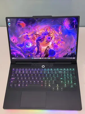 Laptop Lenovo Legion Pro 7 32GB Intel Core Ultra 9 SSD 2T