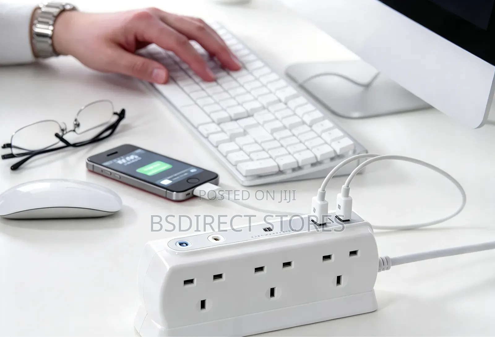 Masterplug WHITE Six Socket Extension Lead With USB - 1m