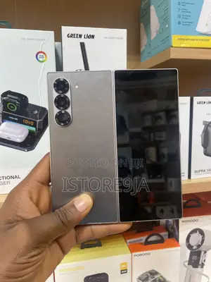 Samsung Galaxy Fold 512 GB Silver