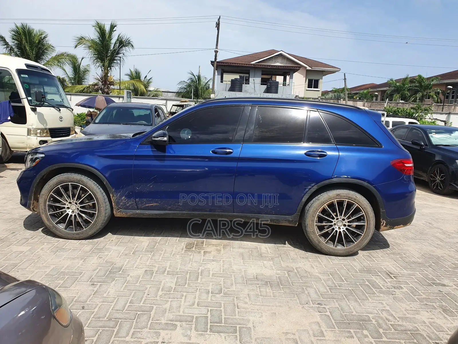 Mercedes-Benz GLC-Class 2017 Blue