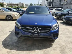 Mercedes-Benz GLC-Class 2017 Blue