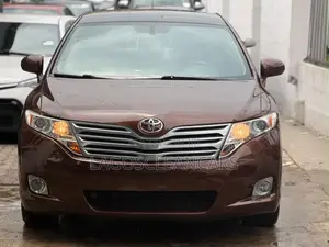 Toyota Venza LE 2010 Brown