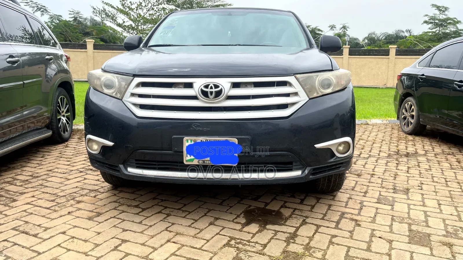 Toyota Highlander 2010 Gray