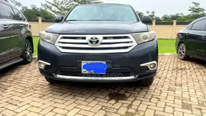 Toyota Highlander 2010 Gray