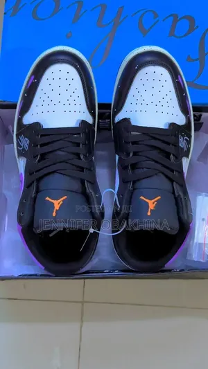Unisex Sneakers