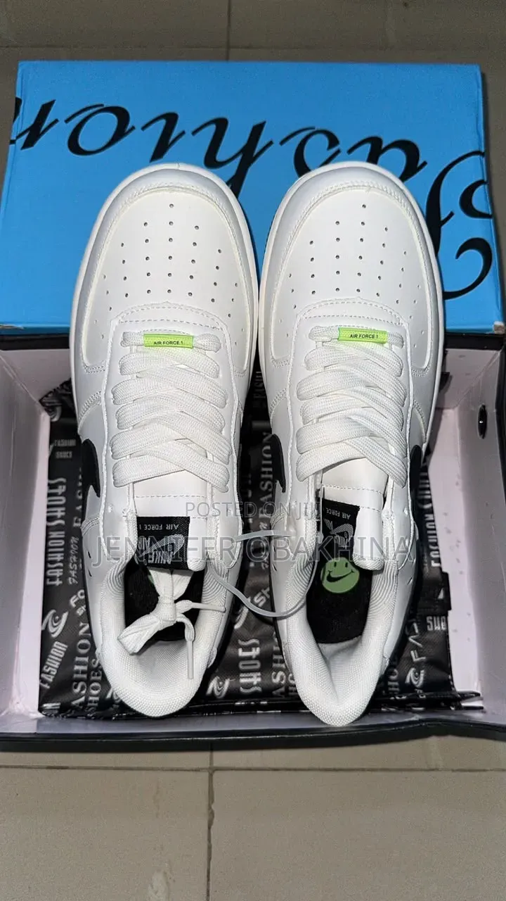 Unisex Sneakers