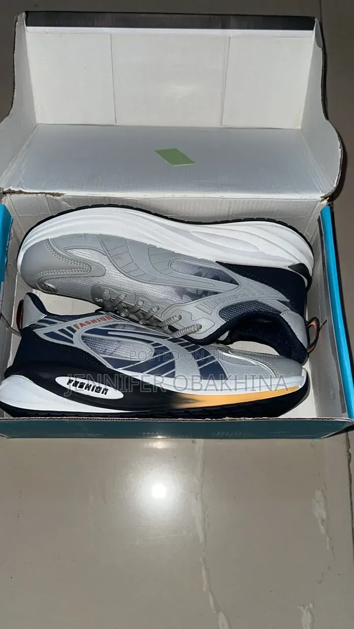 Unisex Sneakers