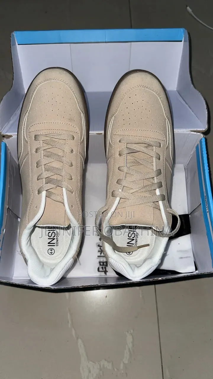 Unisex Sneakers