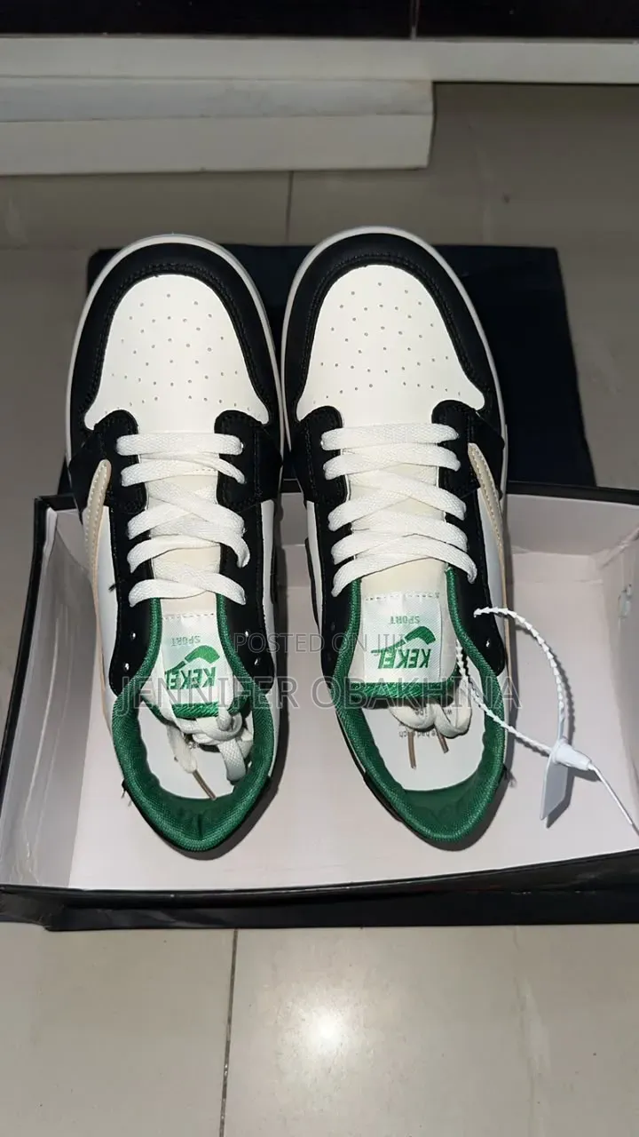 Unisex Sneakers