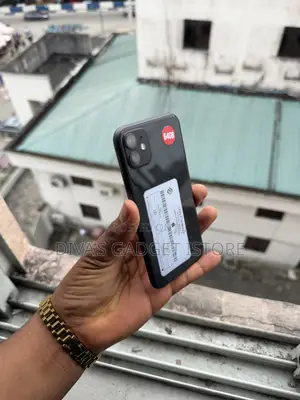Apple iPhone 11 64 GB Black