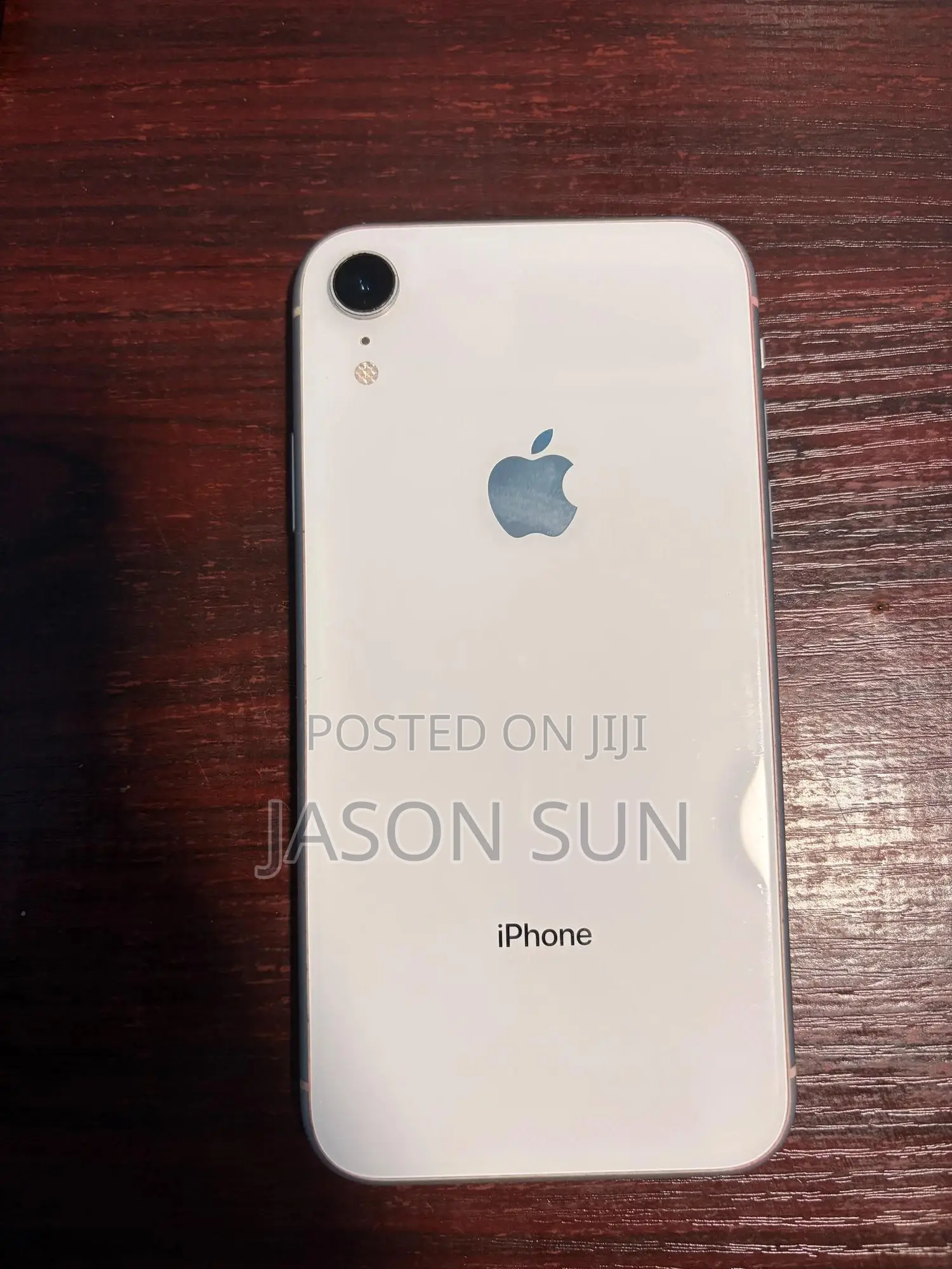 Apple iPhone XR 64 GB White