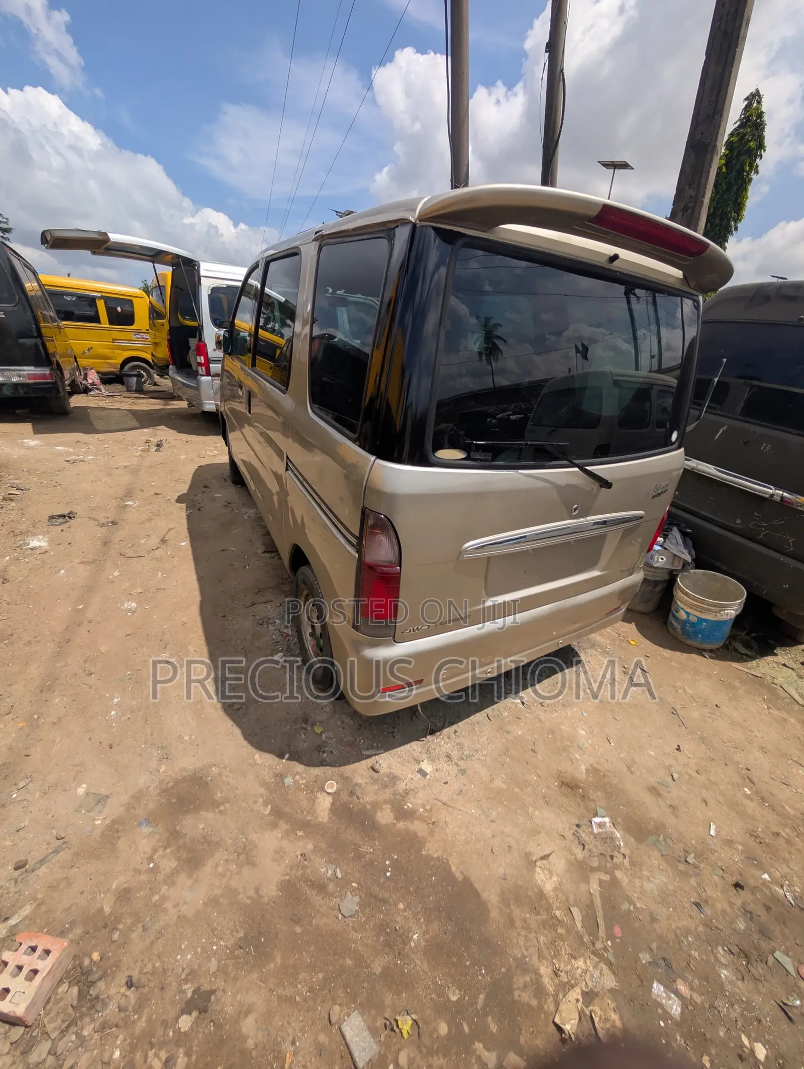 Daihatsu Hijet 2008 Gold
