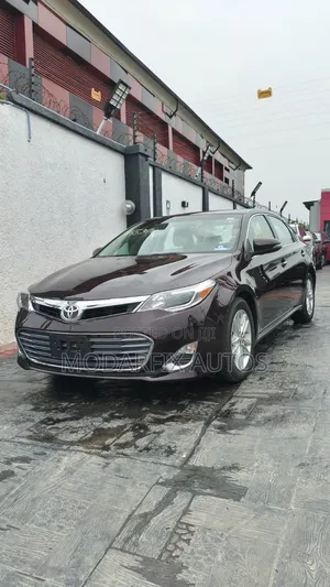 Toyota Avalon XLE 4dr Sedan (3.5L 6cyl 6A) 2014 Maroon