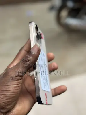 Apple iPhone 16 Pro Max 256 GB Gold
