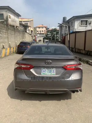 Toyota Camry 2020 Gray