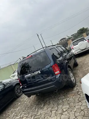 Honda Pilot 2011 Blue