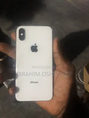 Apple iPhone X 64 GB White