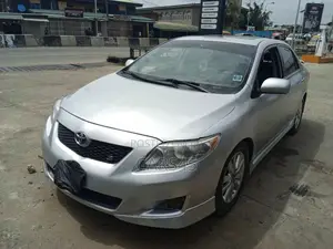 Toyota Corolla 1.8 Advanced 2009 Silver