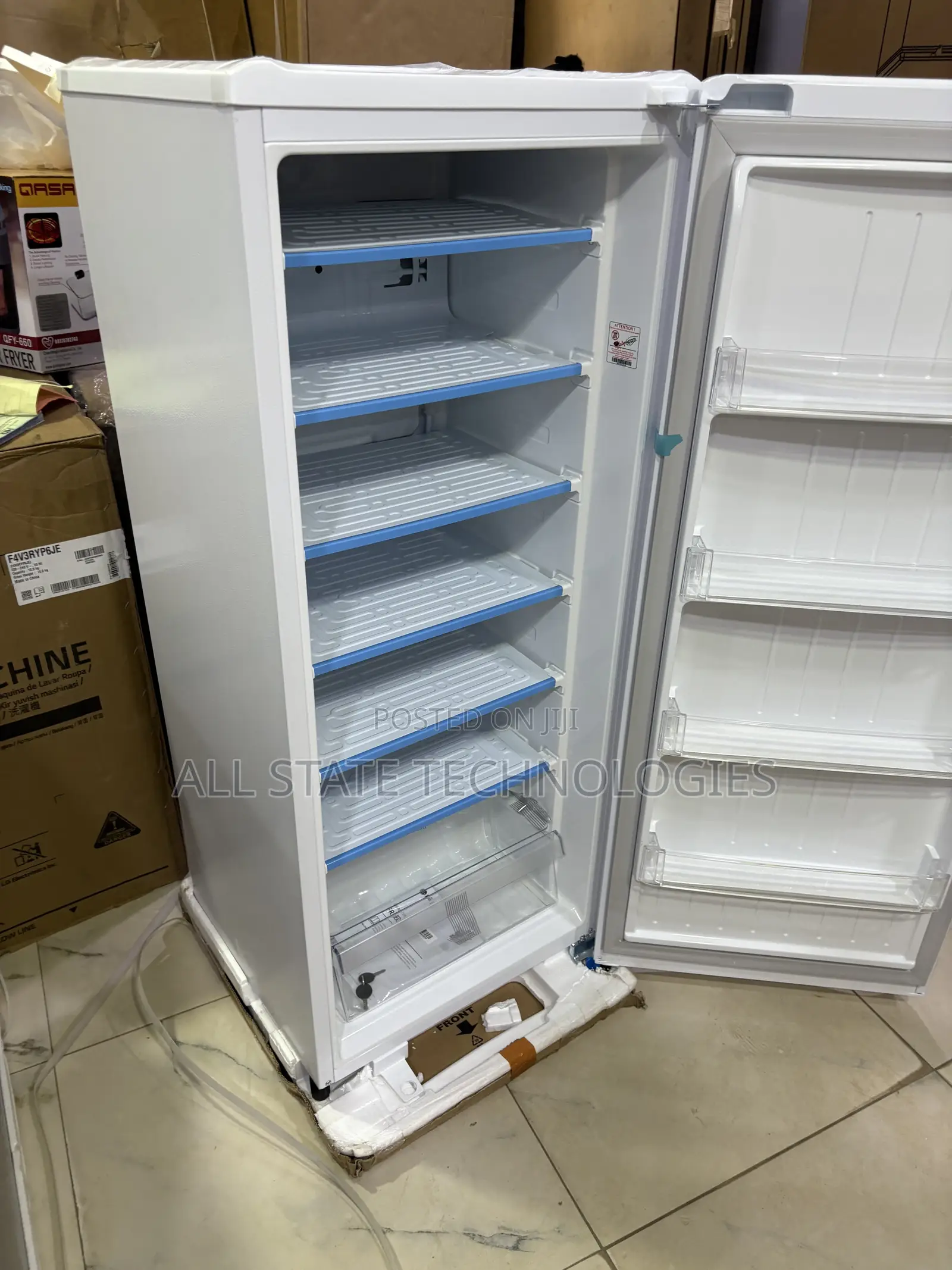 LG GN-304SQBR Freezer for Convenient Storage