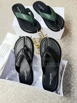 Maison Margiela Luxury Men's Slippers Best Quality Well Branded