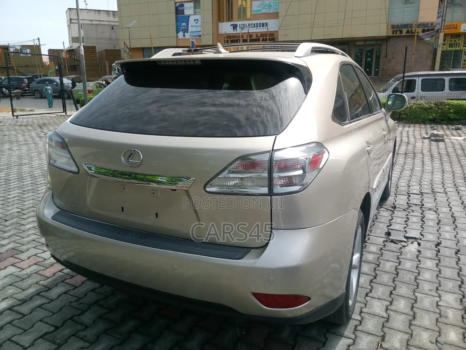 Lexus RX 2011 Gold