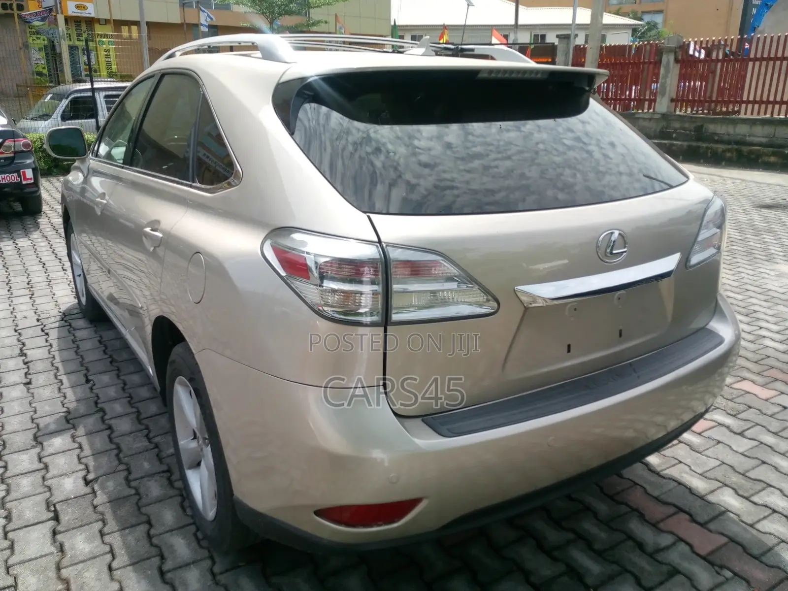Lexus RX 2011 Gold
