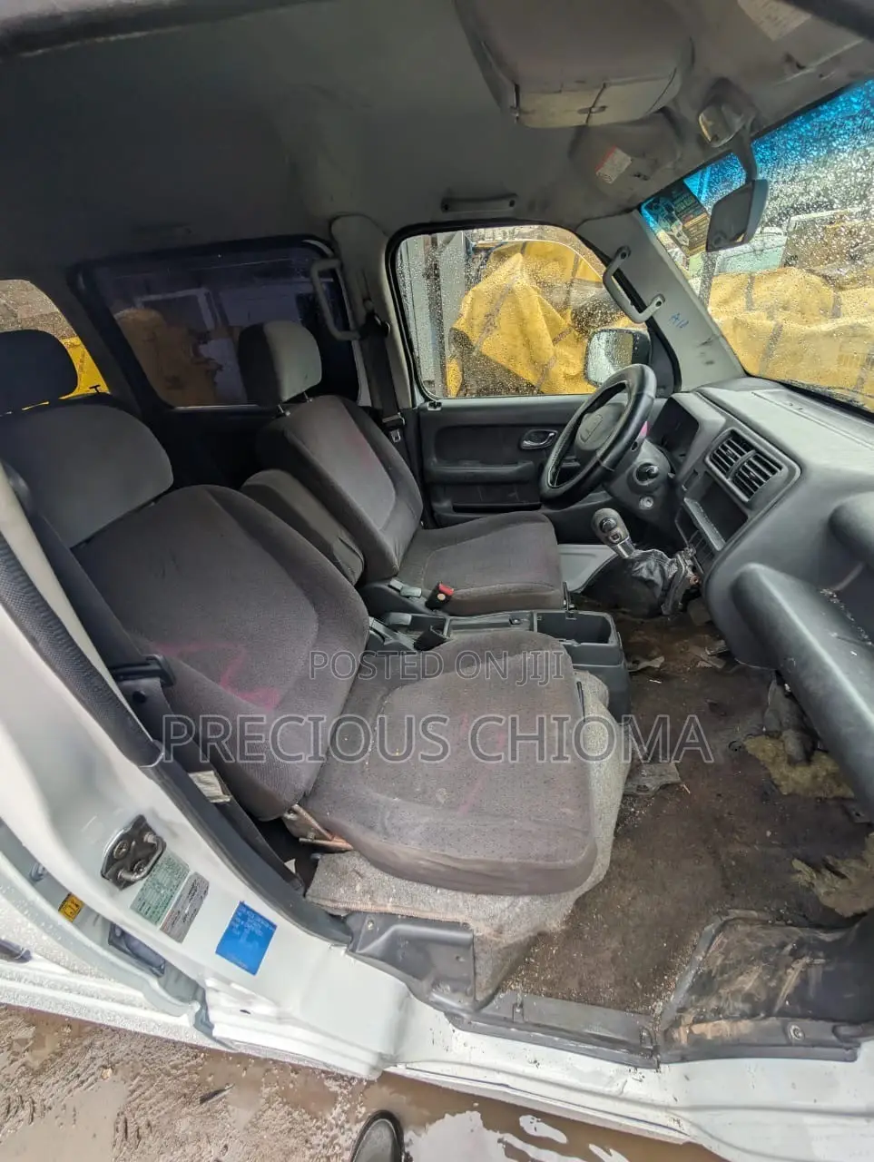 Suzuki APV Minibus 2010 White
