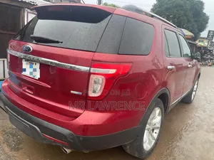 Ford Explorer 2014 Red