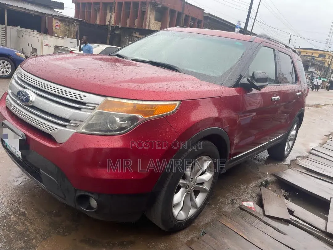 Ford Explorer 2014 Red