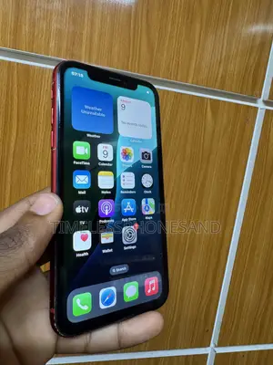 Apple iPhone XR 64 GB Red