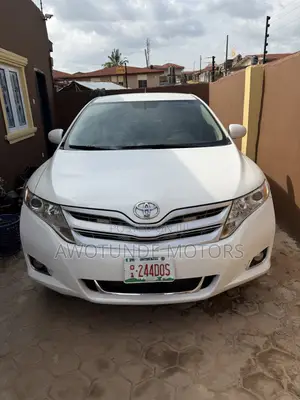 Toyota Venza 2010 Off white